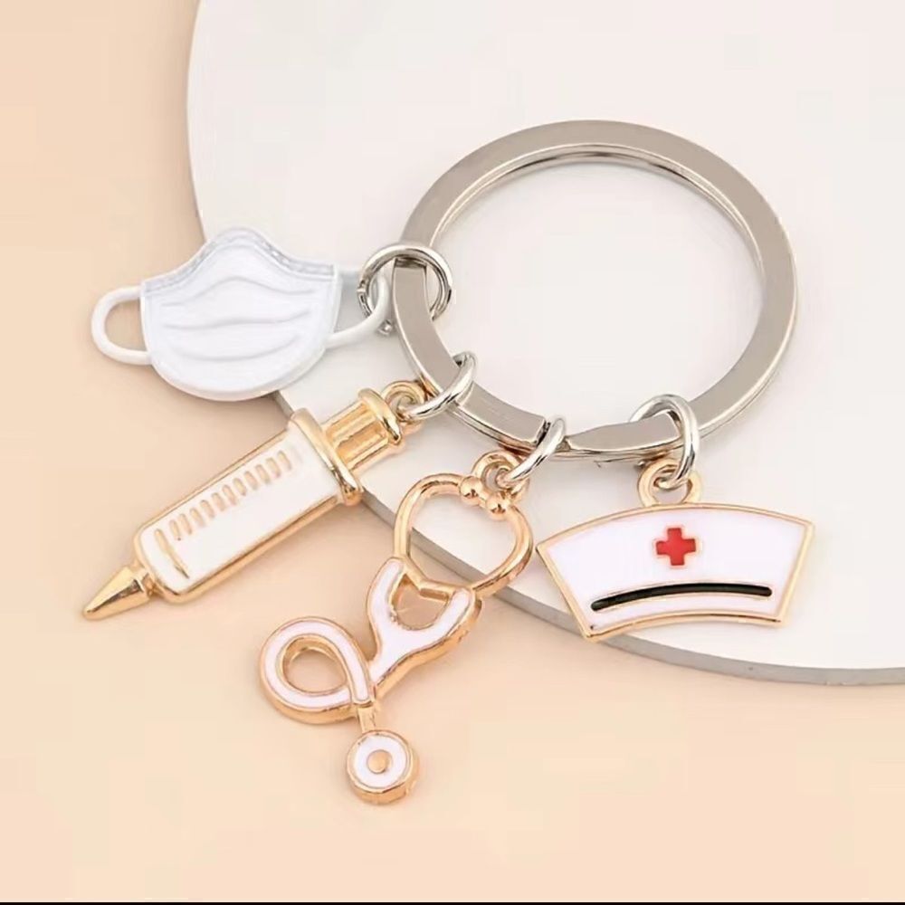 Car Nurse Doctor Mask Key Ring, Medical Aid Personnel Car Key Chain
